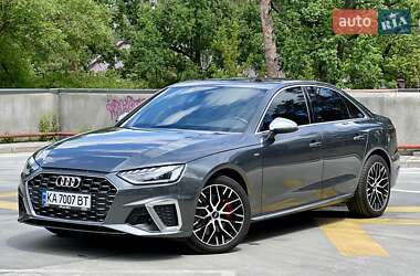 Седан Audi A4 2020 в 