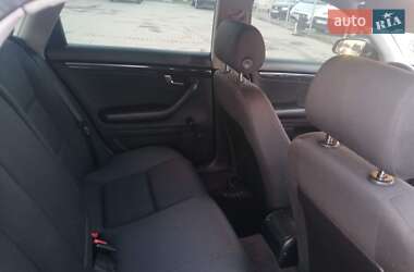 Седан Audi A4 2002 в 
