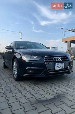 Седан Audi A4 2012 в 