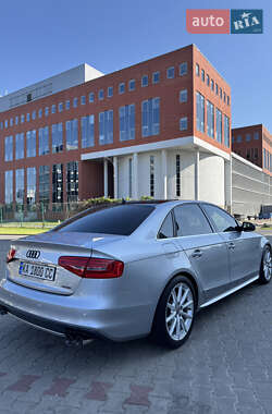 Седан Audi A4 2015 в 