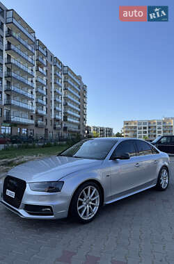 Седан Audi A4 2015 в Киеве