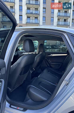 Седан Audi A4 2015 в 