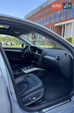 Седан Audi A4 2015 в 