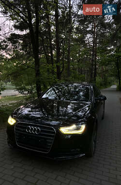 Седан Audi A4 2013 в 