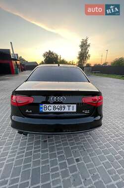 Седан Audi A4 2014 в 