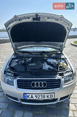 Кабриолет Audi A4 2005 в 