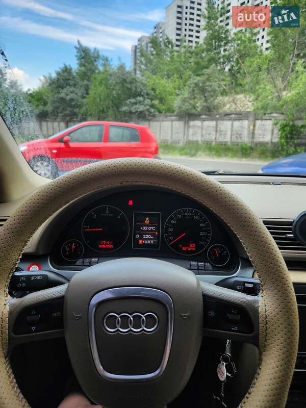 Универсал Audi A4 2004 в Киеве