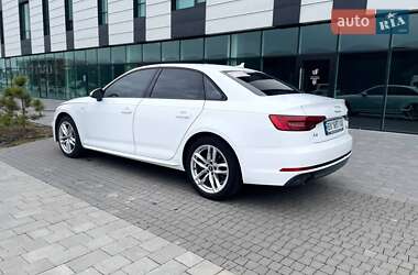 Седан Audi A4 2016 в 