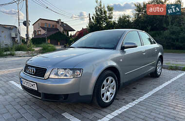 Седан Audi A4 2001 в 