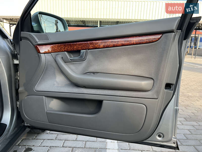 Седан Audi A4 2001 в Києві