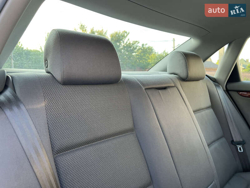 Седан Audi A4 2001 в Києві