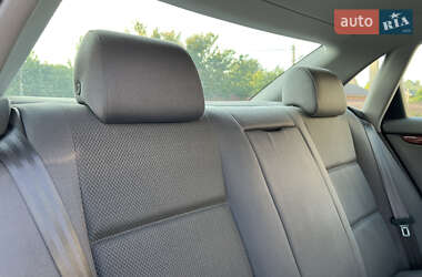 Седан Audi A4 2001 в 
