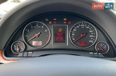 Седан Audi A4 2001 в 