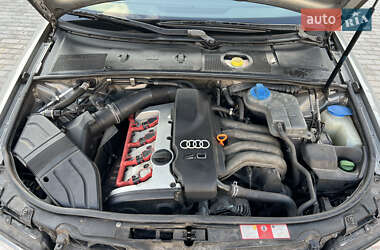 Седан Audi A4 2001 в 