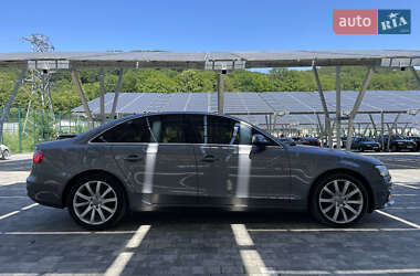 Седан Audi A4 2012 в 
