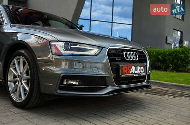 Седан Audi A4 2015 в 