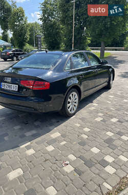 Седан Audi A4 2013 в 