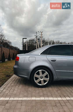 Седан Audi A4 2005 в 