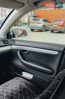 Седан Audi A4 2005 в 