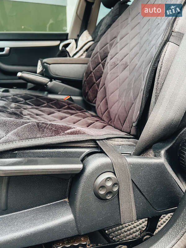 Седан Audi A4 2005 в Виннице