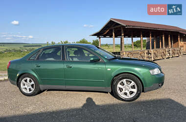 Седан Audi A4 2001 в 