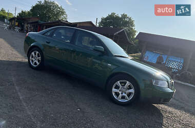 Седан Audi A4 2001 в 