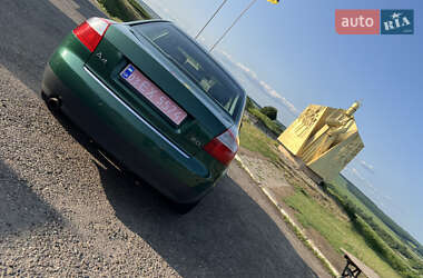 Седан Audi A4 2001 в 