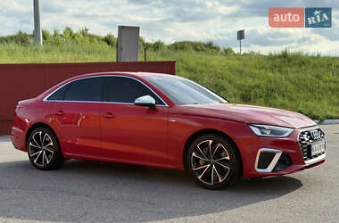 Седан Audi A4 2020 в 