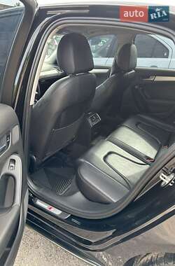 Седан Audi A4 2015 в 