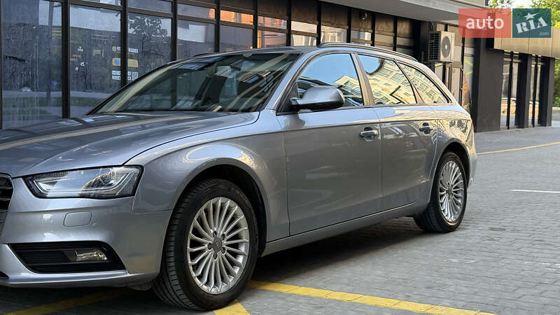 Универсал Audi A4 2015 в Ивано-Франковске