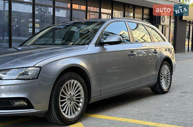 Универсал Audi A4 2015 в 