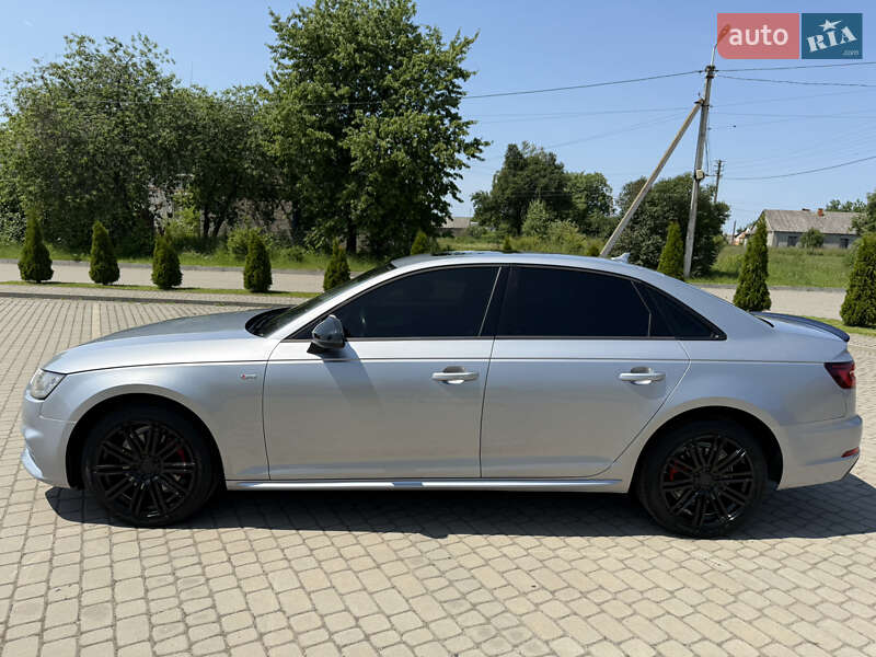 Седан Audi A4 2018 в Луцке