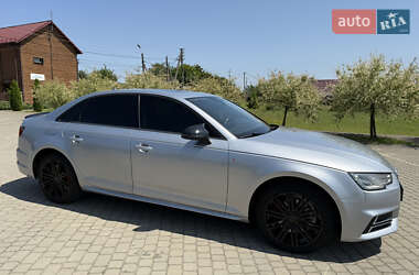 Седан Audi A4 2018 в 
