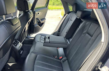 Седан Audi A4 2018 в 