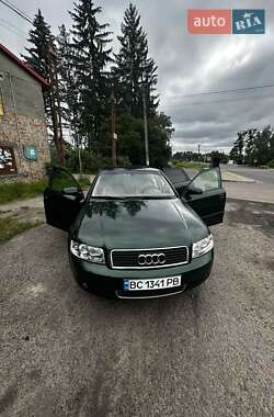 Седан Audi A4 2002 в Жовкві