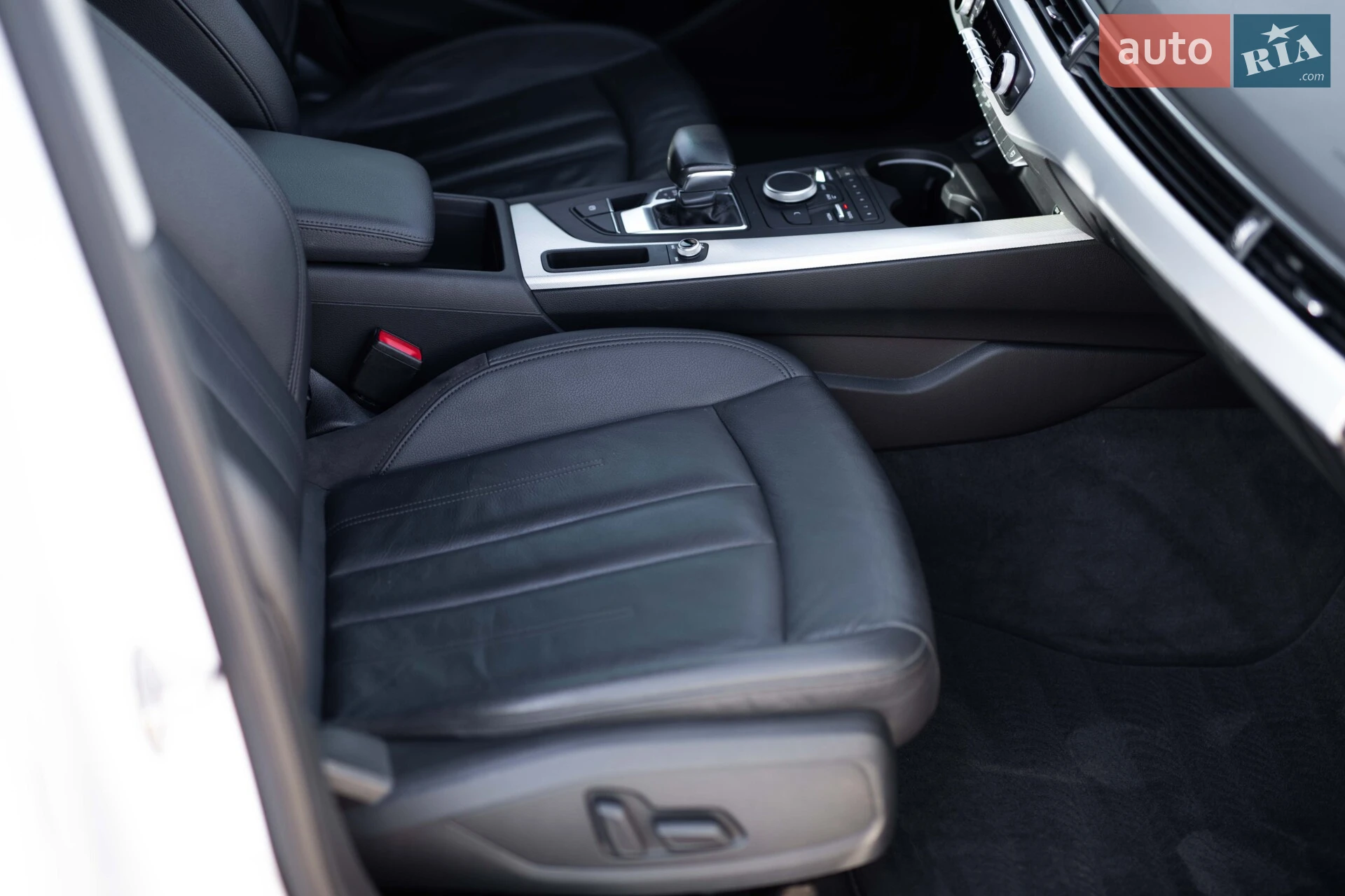 2017 Audi A4 - мініатюра 17