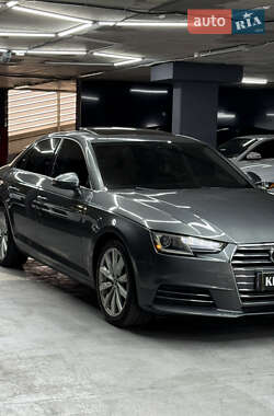 Седан Audi A4 2016 в 