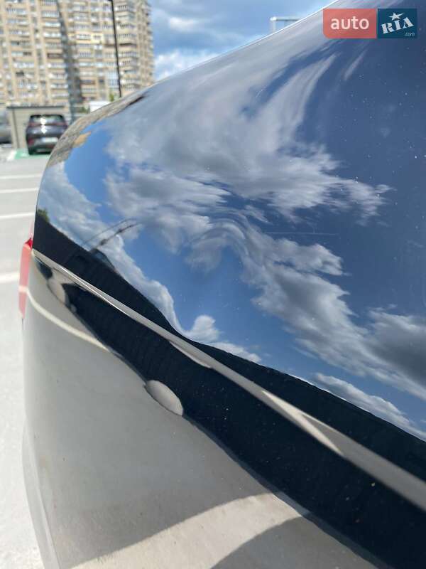 Седан Audi A4 2013 в Киеве