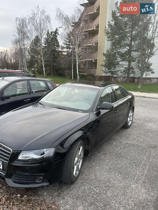 Седан Audi A4 2009 в Тернополе