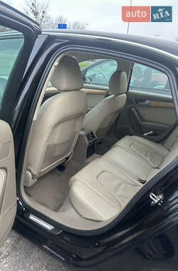 Седан Audi A4 2009 в 