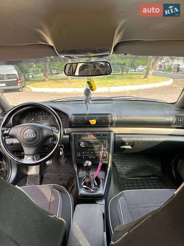 Универсал Audi A4 1999 в Золотоноше