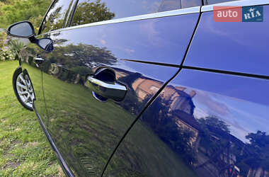 Седан Audi A4 2021 в 