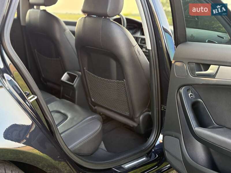 Седан Audi A4 2014 в Житомире