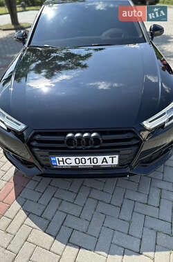 Седан Audi A4 2017 в 