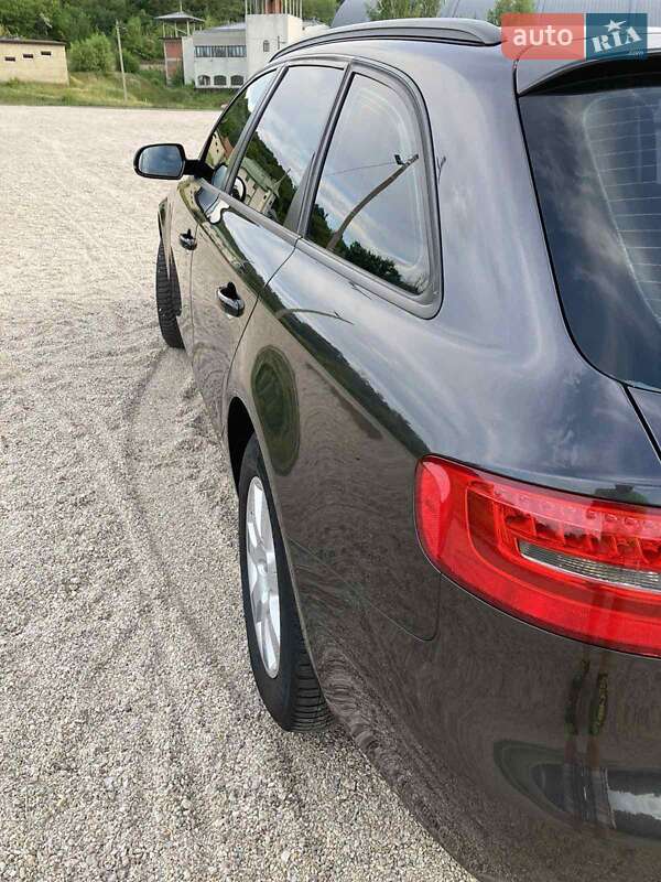 Універсал Audi A4 2013 в Дніпрі