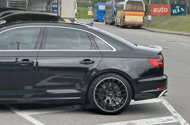Седан Audi A4 2017 в 