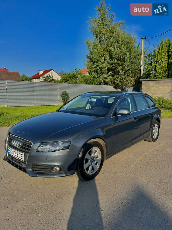 Универсал Audi A4 2009 в 