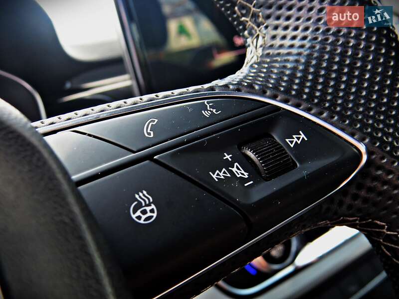 Седан Audi A4 2021 в Черкассах
