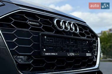 Седан Audi A4 2021 в 