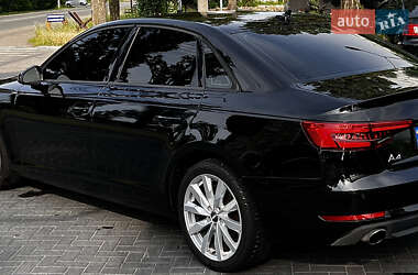 Седан Audi A4 2016 в 